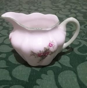 Shelley Made in England Fine Bone China Milk Jug